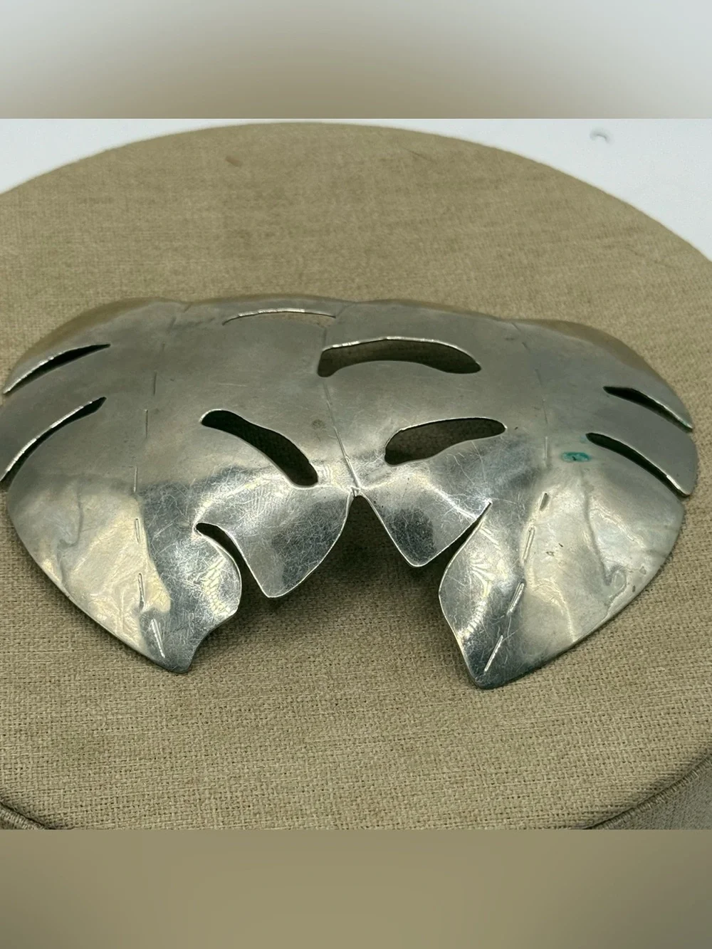 vintage anna Polished Silver tone leaf belt buckle - Sculpted Metal Design